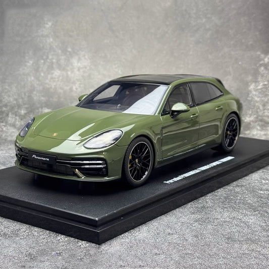 GT Spirit 1:18 Porsche Panamera Turbo S 2021 resin car model GT447