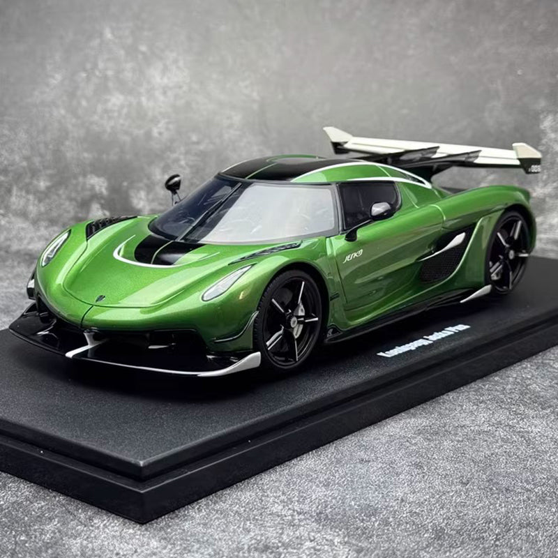 GT Spirit 1:  18 Koenigsegg Jesko Limited Edition Resin Car Model