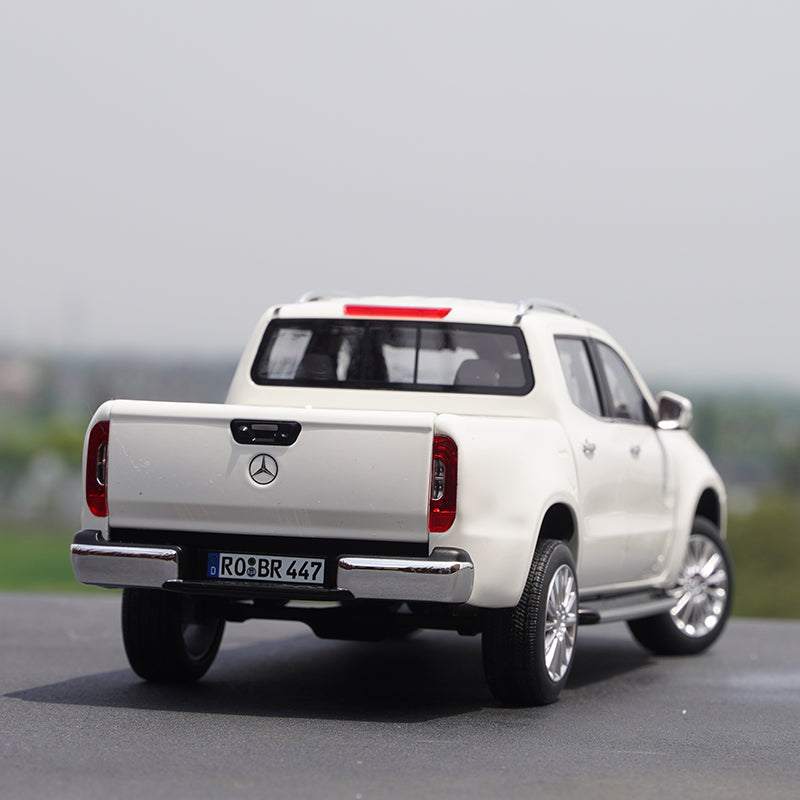 1: 18 NOREV Original X-Class X-Klass Pickup Simulation Alloy Car Model