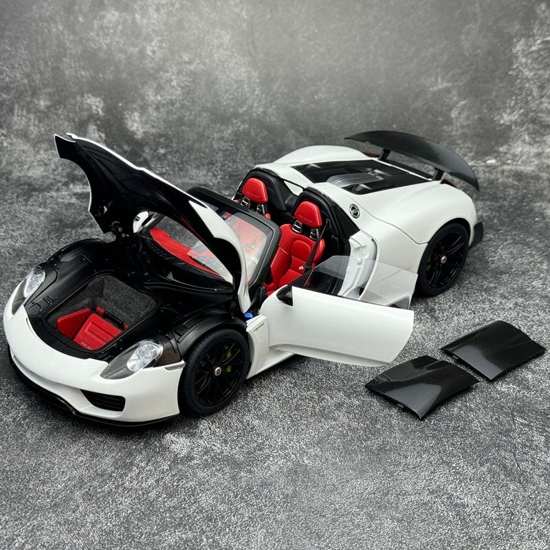 Autoart 1:18 Porsche 918 Spyder 2013 Plastic Shell Car Model Ornament