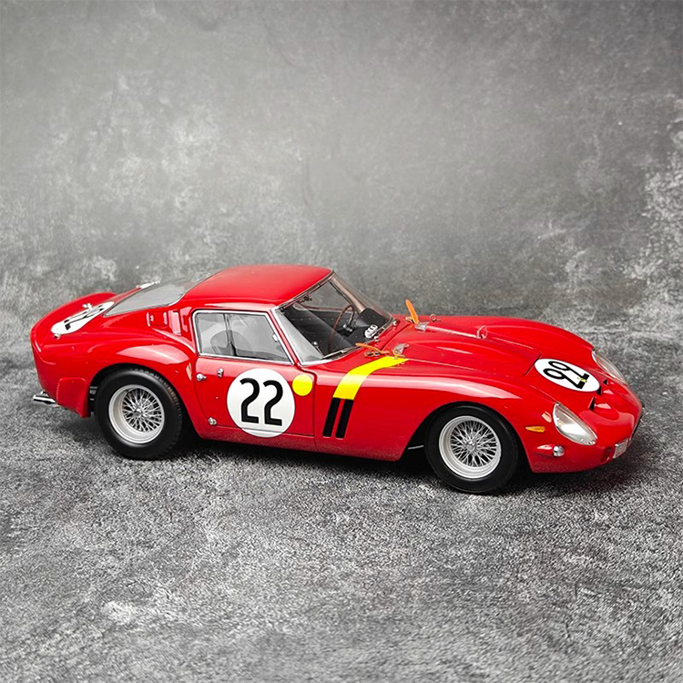 Kyosho 1:18 Ferrari 250GTO 19# 22# Alloy Car Model