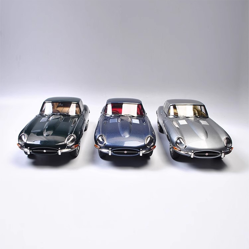 Kyosho 1:18 Jaguar E-Type Car Model Alloy 60th Anniversary Model