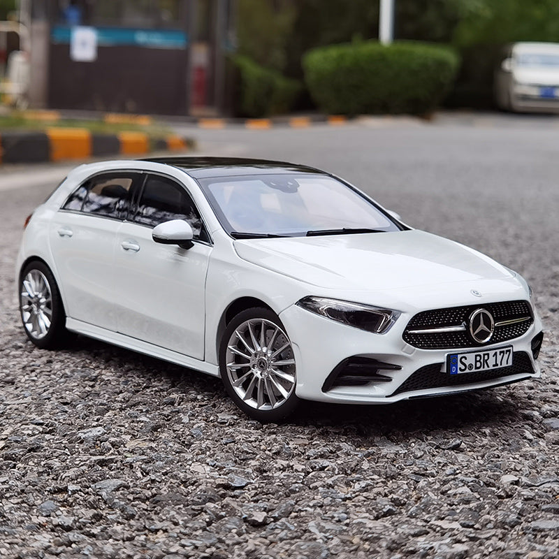 NOREV 1:18 2018 Benz A180 hatchback alloy fully open car model