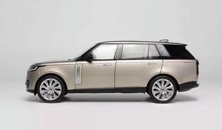 LCD 1:18 Range Rover Honor Genesis Long Edition 2022 Alloy Fully Open Car Model