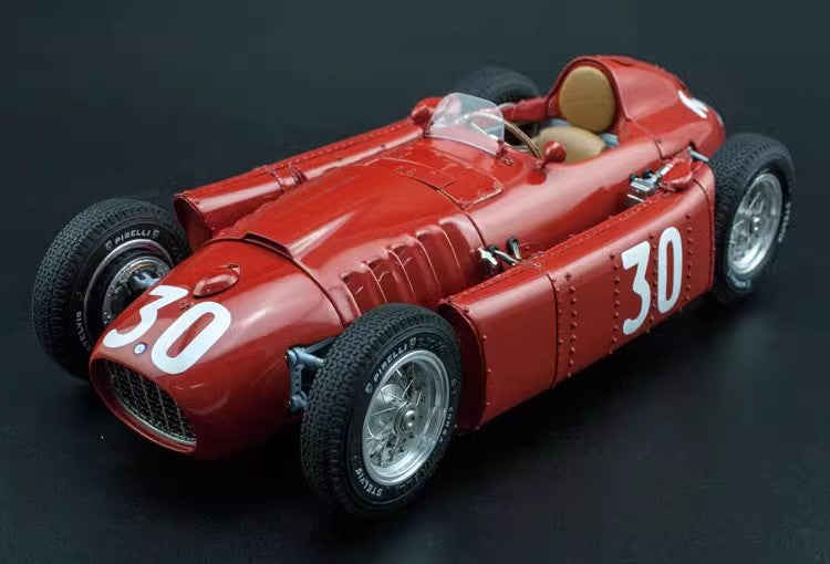 CMC 1:18 Lancia 1955 d50 #30 F1 Alloy Car Model