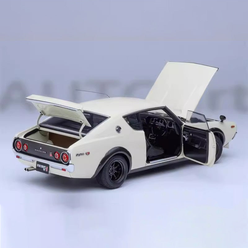 AUTOart 1:18  KPGC110  NISSAN SKYLINE 2000 GTR