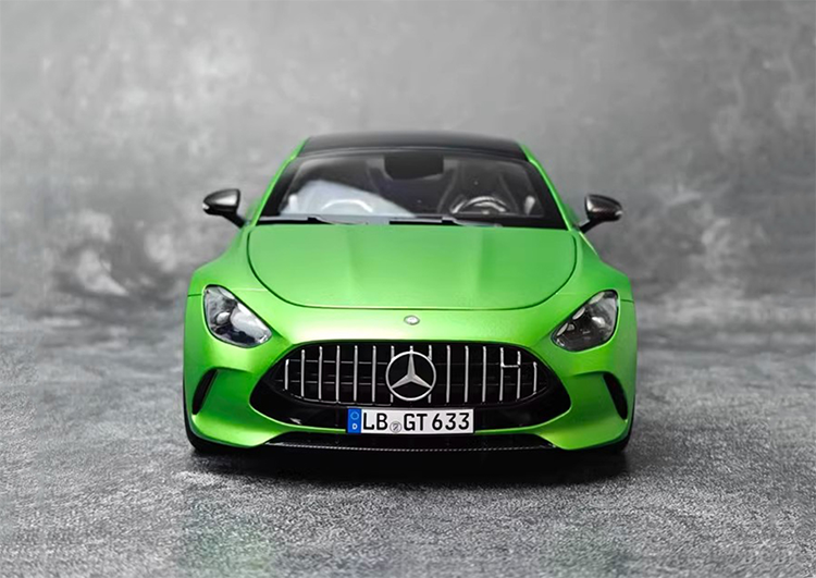 1:18 NZG Mercedes-Benz AMG GT63 Supercar Limited Edition Alloy Car Model Premium Collectibles / Ornaments / Displays / Gifts