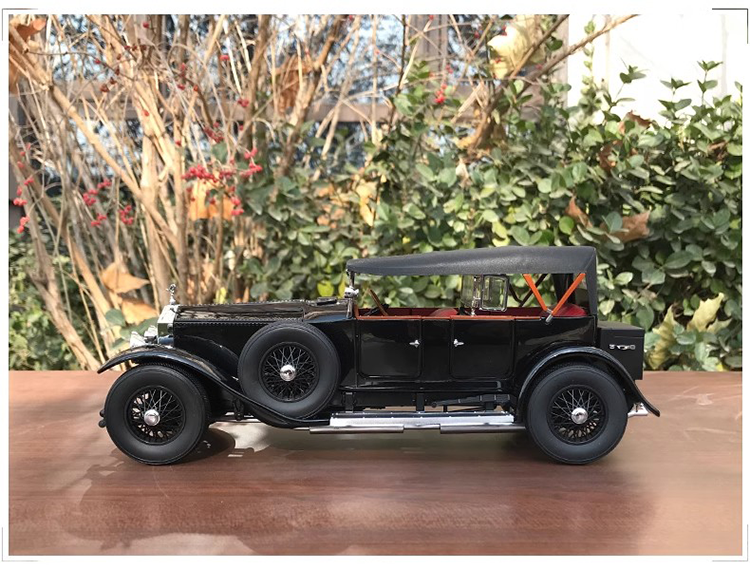 Kyosho 1:18 Rolls-Royce Phantom Generation 1 Alloy Classic Car Static Collector Car Model Original