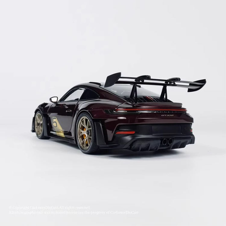 Minichamps 1:18 Porsche 911(992) GT3 RS 2024 Car Model Alloy