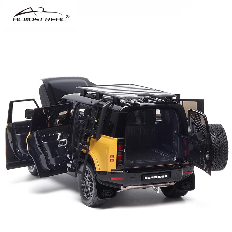 ALMOST REAL 1:18 Land Rover Defender 90/110 Salute Edition Alloy Car Model（810710）