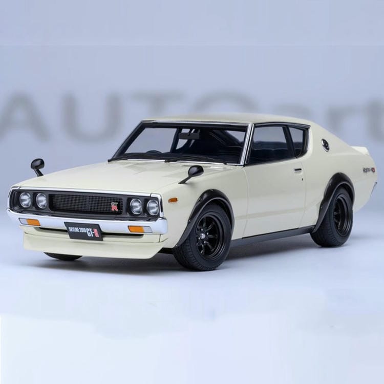 AUTOart 1:18  KPGC110  NISSAN SKYLINE 2000 GTR