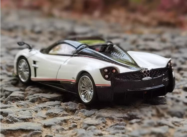 LCD 1:64 Pagani Huayra BC Convertible Alloy Car with Roof