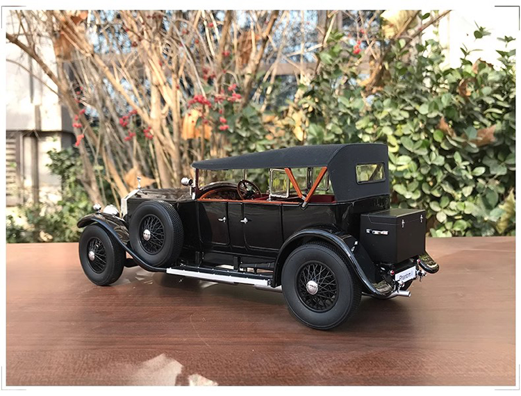 Kyosho 1:18 Rolls-Royce Phantom Generation 1 Alloy Classic Car Static Collector Car Model Original