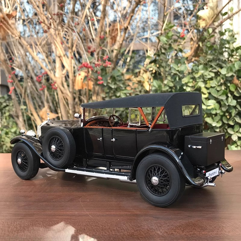 Kyosho 1:18 Rolls-Royce Phantom Generation 1 Alloy Classic Car Static Collector Car Model Original