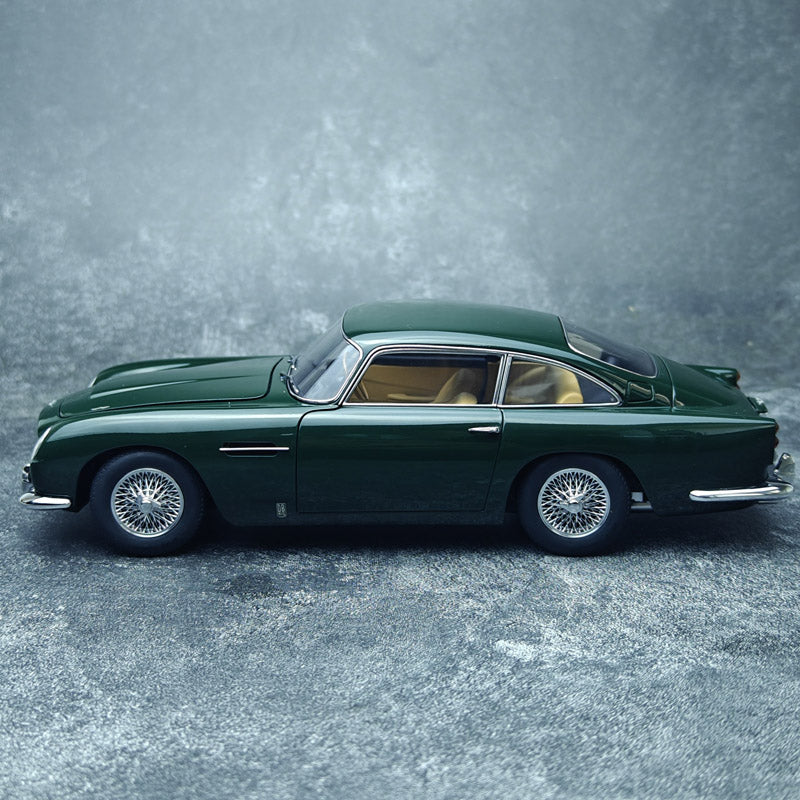 AUTOart 1:18 Aston Martin DB5 alloy car model collection