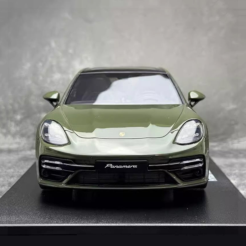 GT Spirit 1:18 Porsche Panamera Turbo S 2021 resin car model GT447