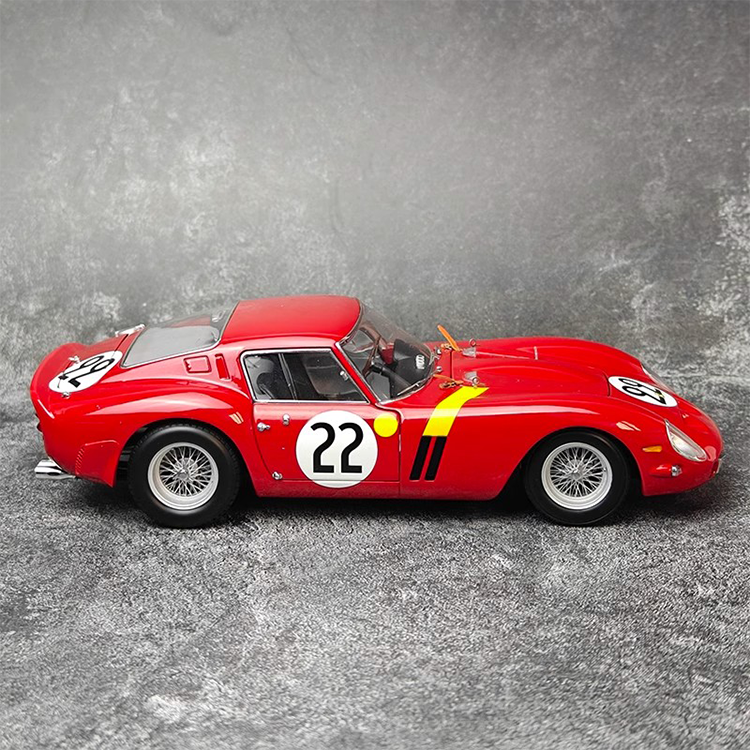 Kyosho 1:18 Ferrari 250GTO 19# 22# Alloy Car Model