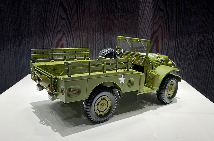 XiaoGuang Original Factory Car Model 1:18 Jeep BEEP WC51/52 Alloy Car Model Collection Gift