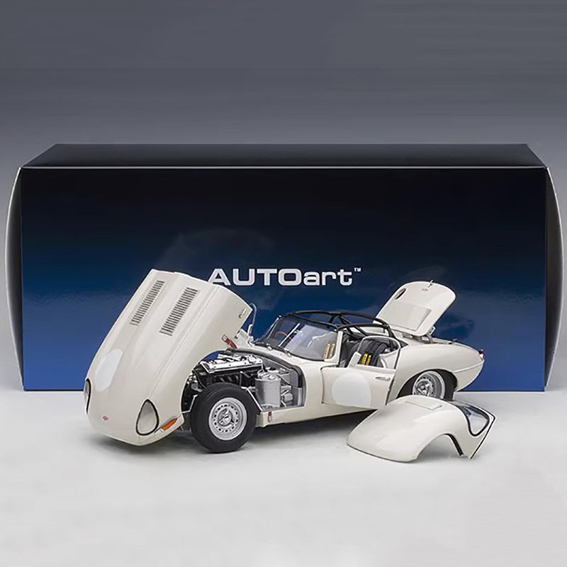 AUTOart 1:18 Jaguar Jaguar LIGHT E-Type Car Model