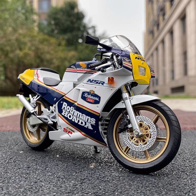 Aoshimaisha 1:12 Honda NSR 250R SP R4 Honda Rothmans MC18 Motorcycle Model