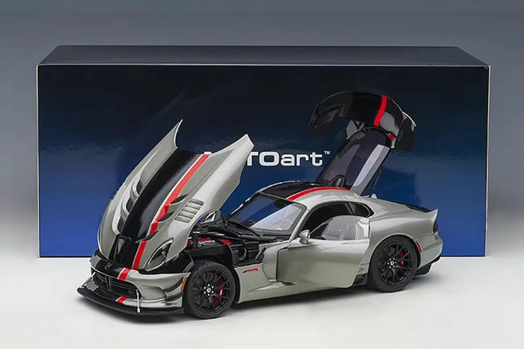 Alto 1:18 AUTOart Dodge Viper DODGE VIPER ACR 2017 Car Model