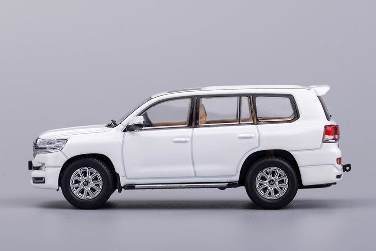 GCD1/64 Landcruiser Land Cruiser LC200 SUV alloy car model ornament