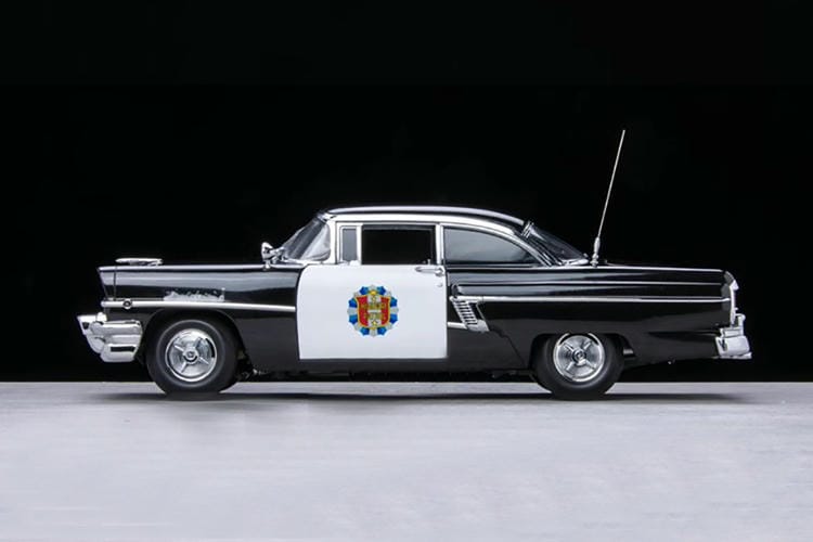 1:18 Sunstar Mercury Montclair U.S. Police Car Platinum Edition Diecast Car Model