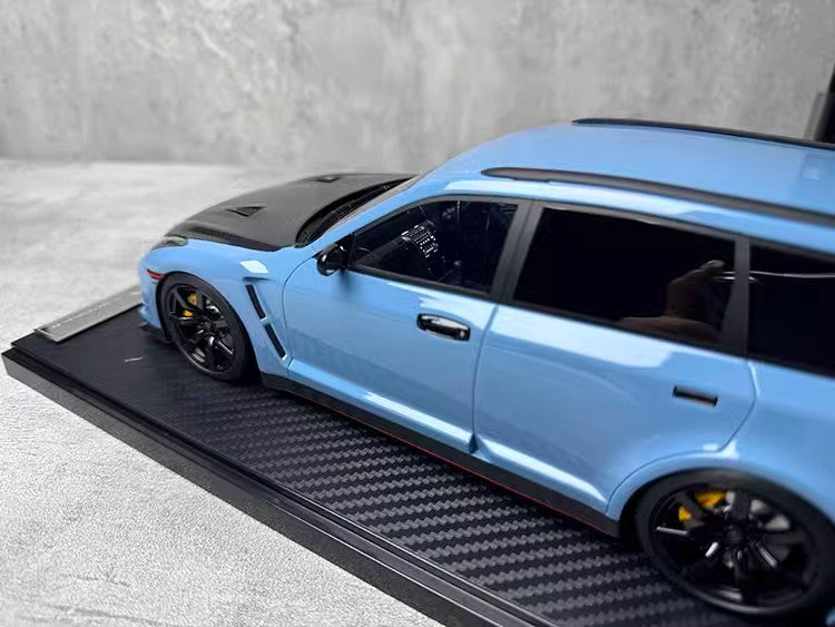 IVY 1/18 Nissan GTR35 STAGEA-R35 Wagon Resin car model collection