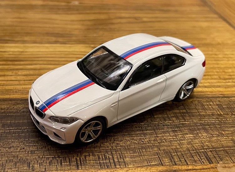 Original BMW M2 BMW M4 BMW M6  1:43 alloy simulation boomerang car model collection