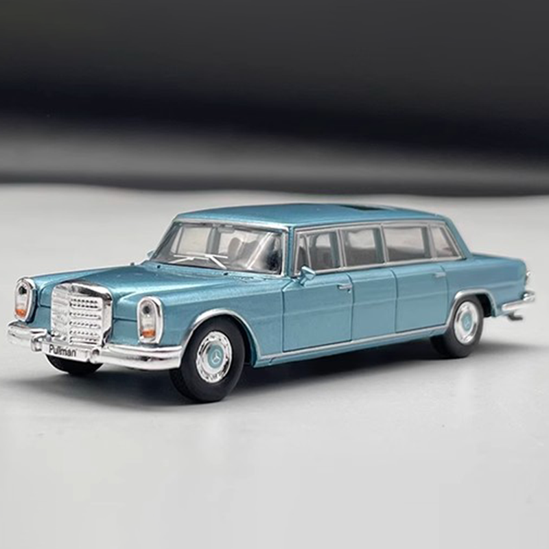 DCT Extended 1:64 Mercedes-Benz 600 Pullman W100 LWB Diecast Car Model Collection Gift