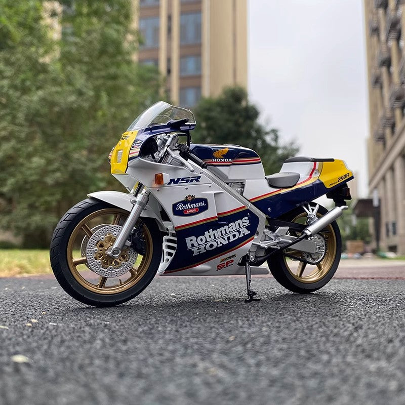 Aoshimaisha 1:12 Honda NSR 250R SP R4 Honda Rothmans MC18 Motorcycle Model