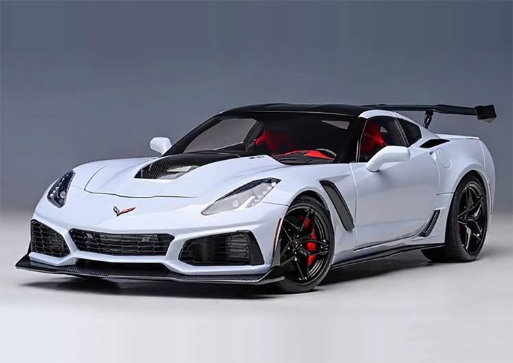 CHEVROLET CORVETTE C7 ZR1 alloy model car 1:18 AUTOart