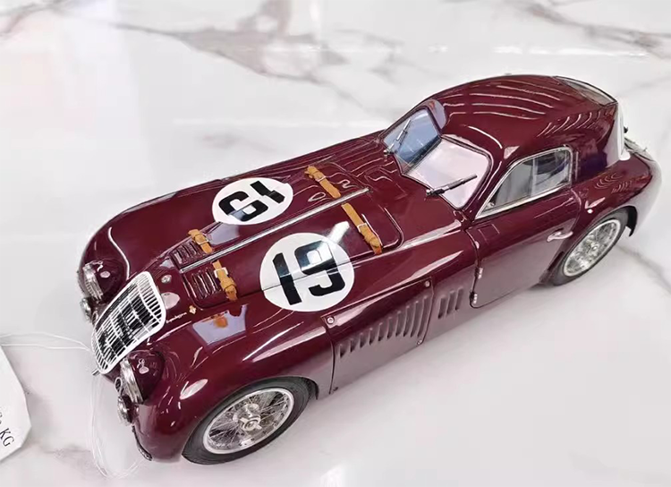 CMC 1:18 Alfa Romeo 8C 2900B 6C 8C#19 Alloy Full Open Car Model Collection