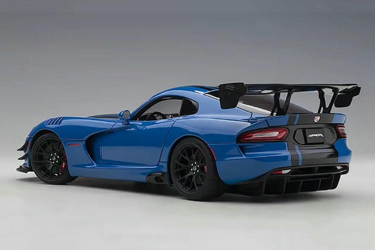 Alto 1:18 AUTOart Dodge Viper DODGE VIPER ACR 2017 Car Model