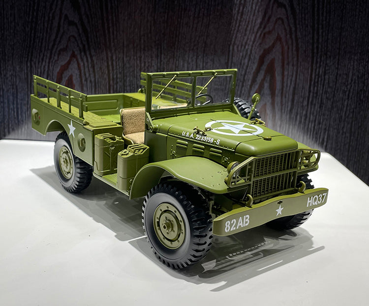 XiaoGuang Original Factory Car Model 1:18 Jeep BEEP WC51/52 Alloy Car Model Collection Gift