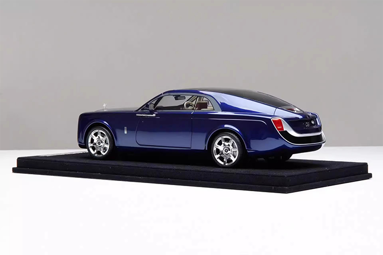 IVY Tailor 1:18 Rolls-Royce Sweptail Vintage Coupe Resin Car Model