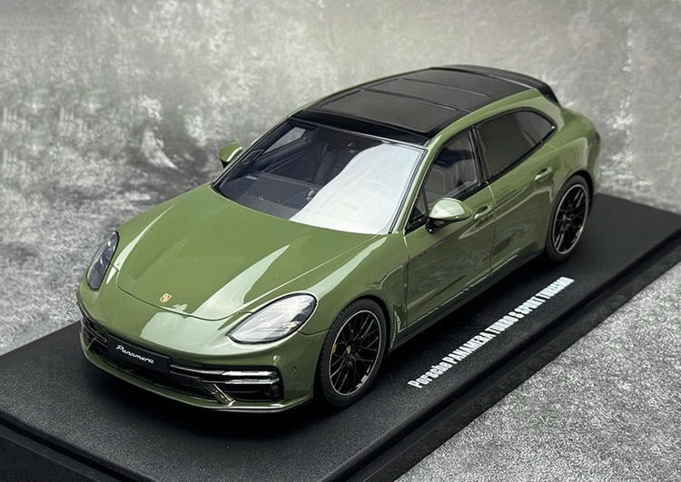 GT Spirit 1:18 Porsche Panamera Turbo S 2021 resin car model GT447