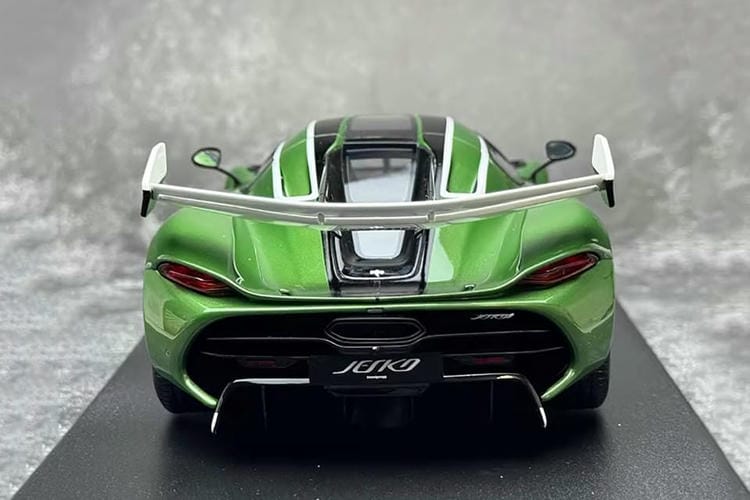 GT Spirit 1:  18 Koenigsegg Jesko Limited Edition Resin Car Model