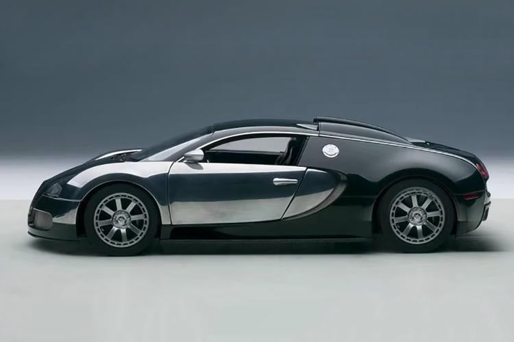 AUTOart 1:18 Bugatti Veyron LEDITION CENTENAIRE Car Model