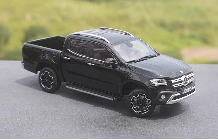 1: 18 NOREV Original X-Class X-Klass Pickup Simulation Alloy Car Model