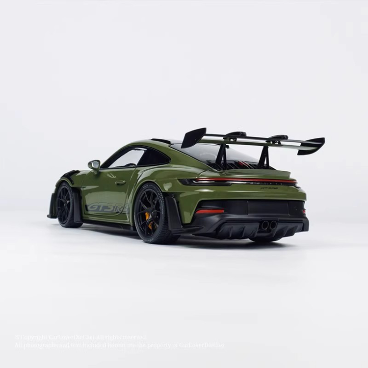 Minichamps 1:18 Porsche 911(992) GT3 RS 2024 Car Model Alloy