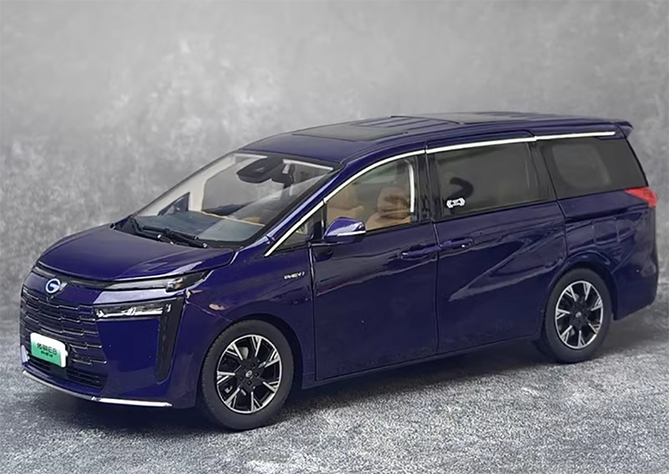 Original Car Model 1:18 Trumpchi E8 Plug-in Hybrid Light Edition Alloy Car Model  Premium Collectibles,/ Gifts