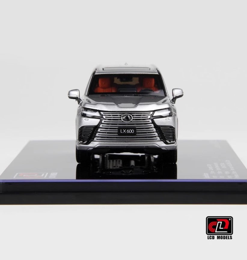 LCD 1:43 Lexus LX600 Lexus Replica Alloy Car Model Gift Set