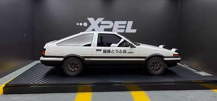 IVY Limited Edition 1:18 Trueno Drift Car Head Word D Toyota AE86 Simulation Car Model Collectible Gift