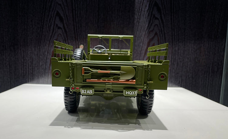 XiaoGuang Original Factory Car Model 1:18 Jeep BEEP WC51/52 Alloy Car Model Collection Gift