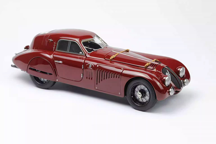 CMC 1:18 Alfa Romeo 8C 2900B 6C 8C#19 Alloy Full Open Car Model Collection