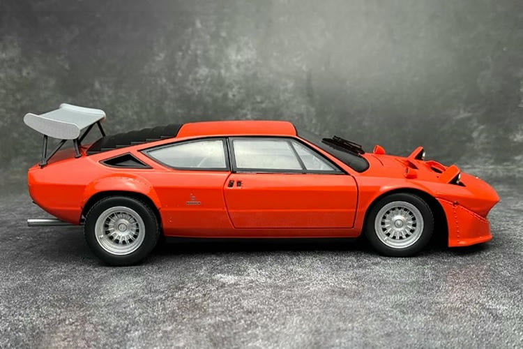 KYOSHO 1/18 Lamborghini Urraco Rally alloy fully open car model