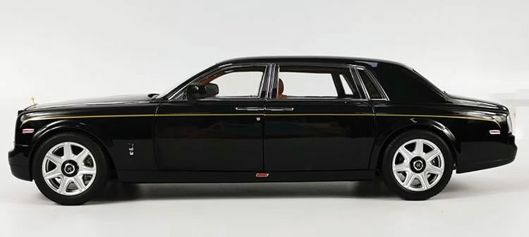 KYOSHO Rolls Royce Phantom Extended 1:18 Alloy Simulation Car Model Waist Collection Ornament