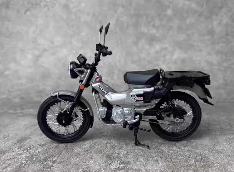 AOSHIMA 1:12 Honda CT125 cub motorcycle simulation alloy motorcycle model ornaments birthday gifts