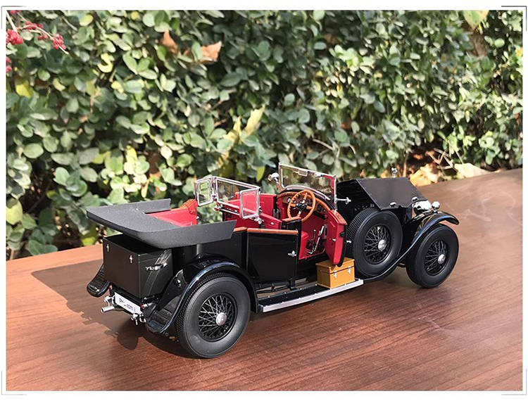 Kyosho 1:18 Rolls-Royce Phantom Generation 1 Alloy Classic Car Static Collector Car Model Original